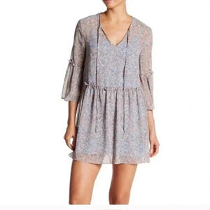 BCBGENERATION FLORAL LINED MINI DRESS 3/4 SLEEVES